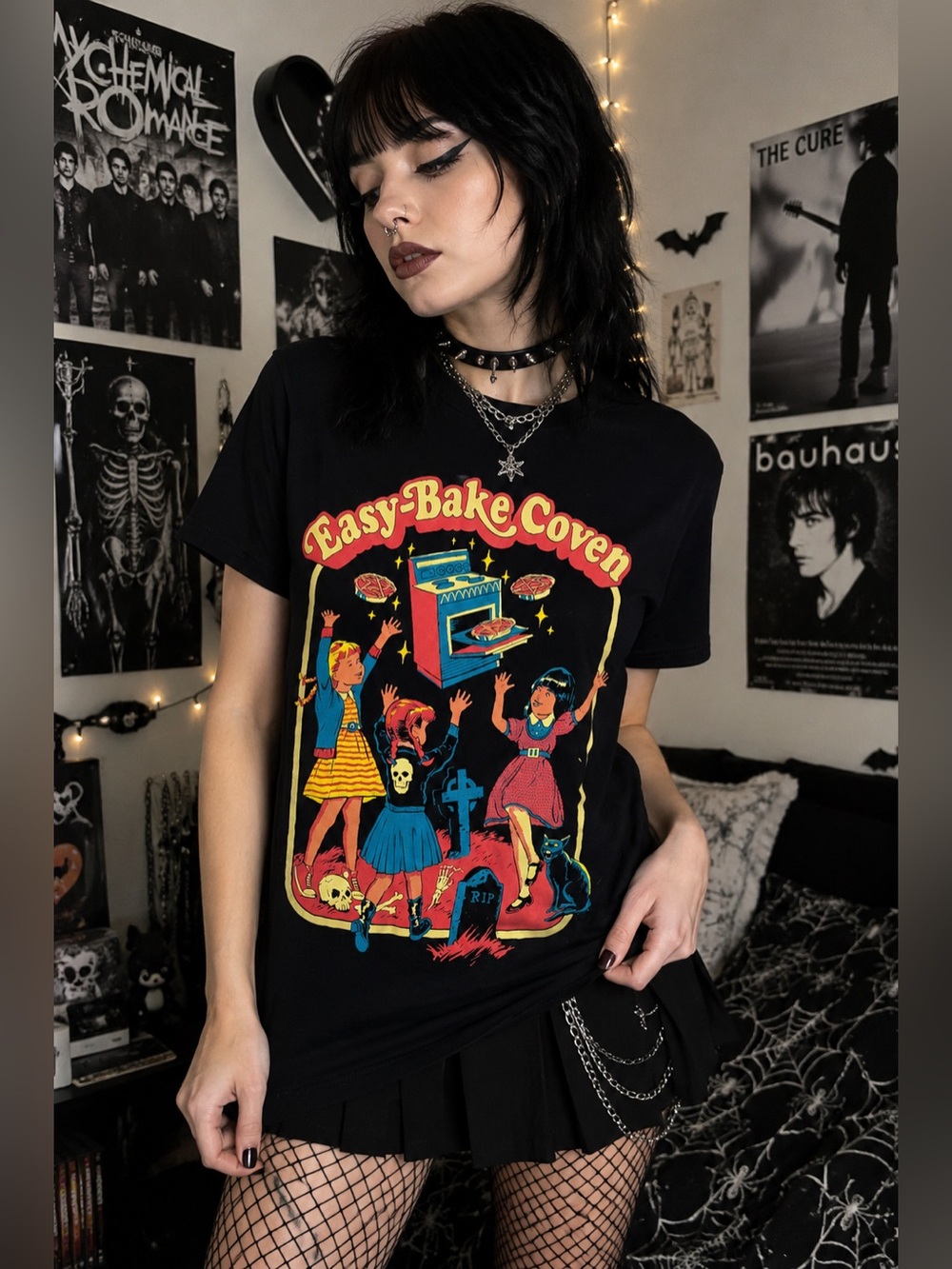Creepy Co. Easy-Bake Coven Graphic Tee | Size Small Goth Emo